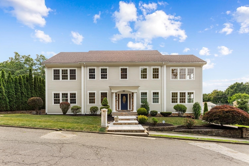 0 Carmen Ave, Stoneham, Massachusetts, 5 Bedrooms Bedrooms, 16 Rooms Rooms,5 BathroomsBathrooms,Residential,For Sale,Carmen Ave,73550547