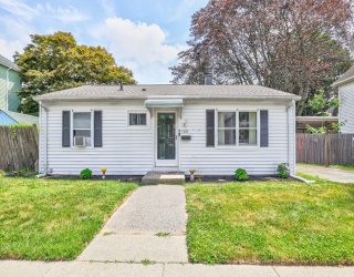 150 Armour St, New Bedford, Massachusetts, 3 Bedrooms Bedrooms, 5 Rooms Rooms,1 BathroomBathrooms,Residential,For Sale,Armour St,73550442