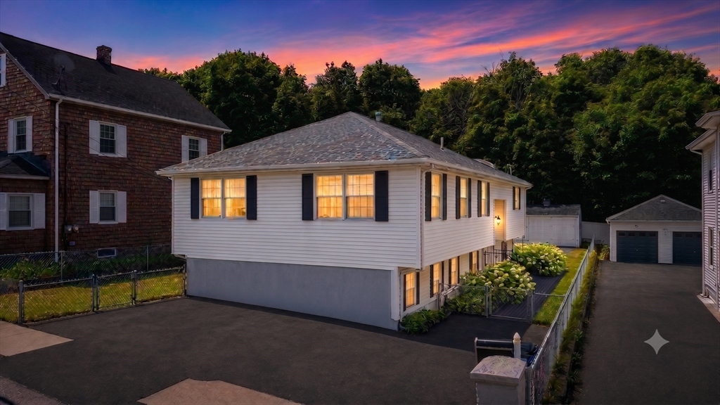 7 Hingston St, Peabody, Massachusetts, 3 Bedrooms Bedrooms, 6 Rooms Rooms,2.5 BathroomsBathrooms,Residential,For Sale,Hingston St,73550488