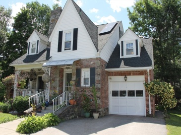 30 Marwood Road, Worcester, Massachusetts, 4 Bedrooms Bedrooms, 7 Rooms Rooms,1.5 BathroomsBathrooms,Residential,For Sale,Marwood Road,73541330
