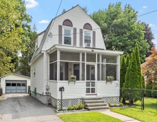5 Sylvan Ave, Chelmsford, Massachusetts, 2 Bedrooms Bedrooms, 5 Rooms Rooms,1.5 BathroomsBathrooms,Residential,For Sale,Sylvan Ave,73550555