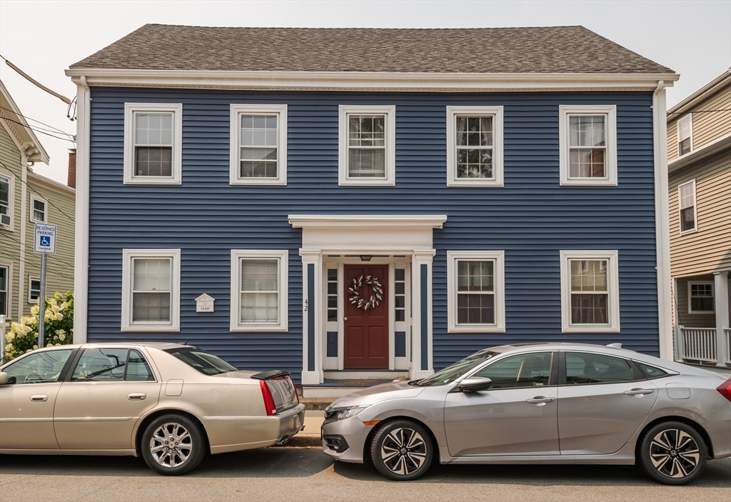 42 Essex St, Salem, Massachusetts, 2 Bedrooms Bedrooms, 4 Rooms Rooms,1 BathroomBathrooms,Residential,For Sale,Essex St,73550840