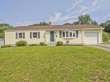 11 Mountainview St, Chicopee, Massachusetts, 5 Bedrooms Bedrooms, 7 Rooms Rooms,2.5 BathroomsBathrooms,Residential,For Sale,Mountainview St,73550506 11 Mountainview St, Chicopee, Massachusetts, 5 Bedrooms Bedrooms, 7 Rooms Rooms,2.5 BathroomsBathrooms,Residential,For Sale,Mountainview St,73550506