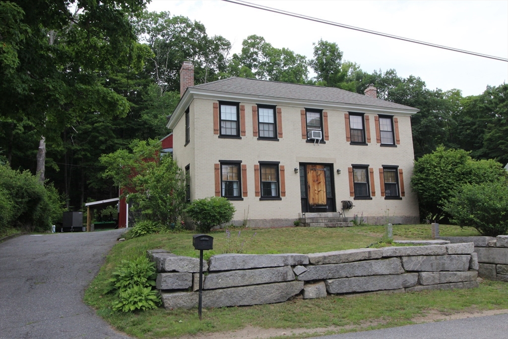 15 Chapel Street, Ashburnham, Massachusetts, 4 Bedrooms Bedrooms, 8 Rooms Rooms,2 BathroomsBathrooms,Residential,For Sale,Chapel Street,73546087