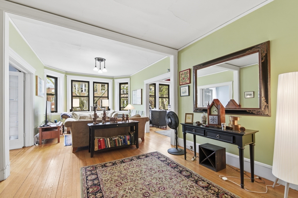 12 Parkman St, Brookline, Massachusetts, 4 Bedrooms Bedrooms, 7 Rooms Rooms,1.5 BathroomsBathrooms,Residential Lease,For Rent,Parkman St,73550859