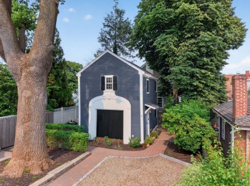 3 Federal Ct, Salem, Massachusetts, 1 Bedroom Bedrooms, 3 Rooms Rooms,1.5 BathroomsBathrooms,Residential,For Sale,Federal Ct,73550588