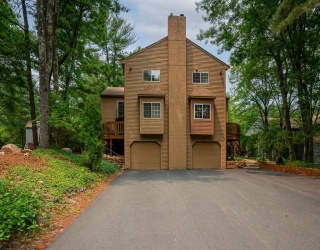 54 Voyagers Ln, Ashland, Massachusetts, 2 Bedrooms Bedrooms, 5 Rooms Rooms,2.5 BathroomsBathrooms,Residential,For Sale,Voyagers Ln,73550887