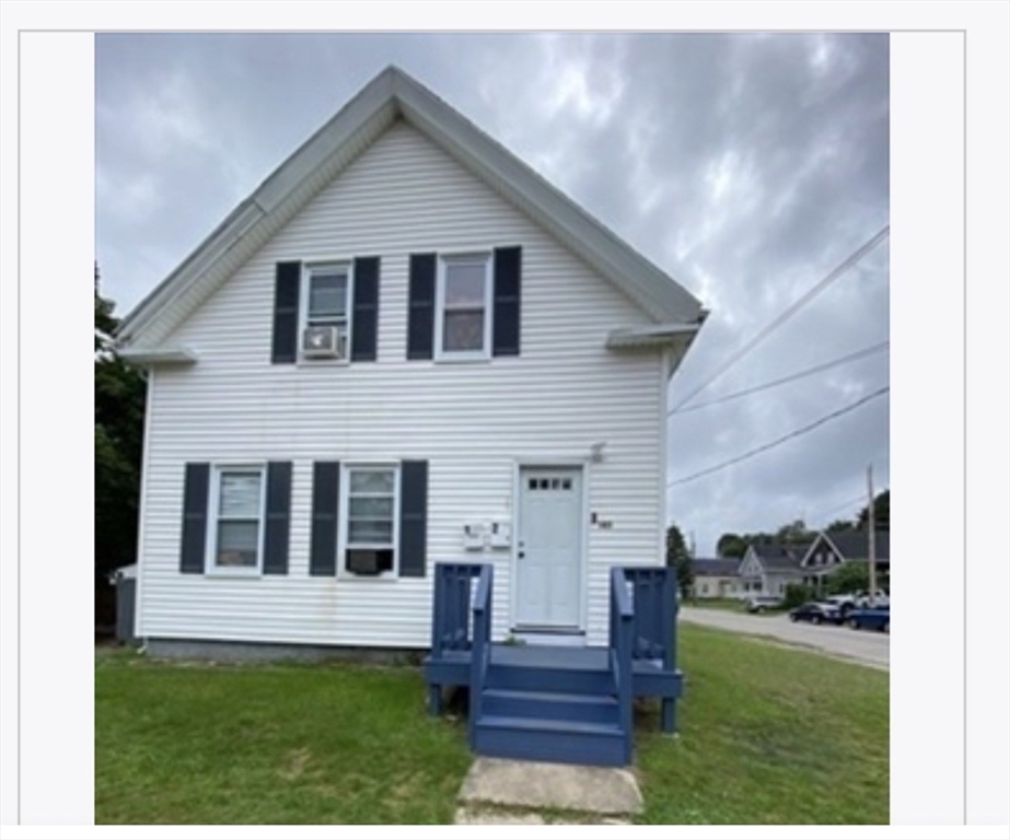 140 Clifton Ave, Brockton, Massachusetts, 5 Bedrooms Bedrooms, 10 Rooms Rooms,2 BathroomsBathrooms,Residential Income,For Sale,Clifton Ave,73550664