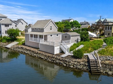 3 36th Street, Newbury, Massachusetts, 2 Bedrooms Bedrooms, 5 Rooms Rooms,1 BathroomBathrooms,Residential,For Sale,36th Street,73550905 3 36th Street, Newbury, Massachusetts, 2 Bedrooms Bedrooms, 5 Rooms Rooms,1 BathroomBathrooms,Residential,For Sale,36th Street,73550905