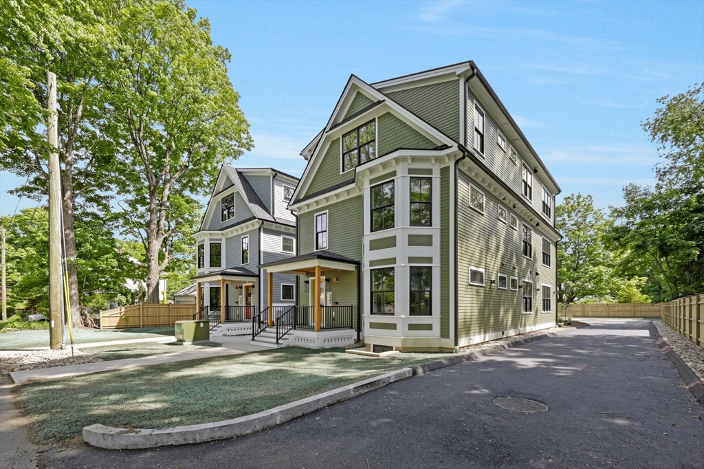 14 Garfield St., Northampton, Massachusetts, 2 Bedrooms Bedrooms, 4 Rooms Rooms,2 BathroomsBathrooms,Residential,For Sale,Garfield St.,73550897