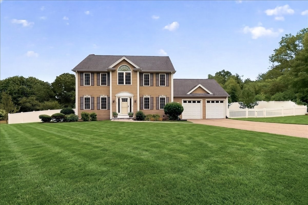 150 Chief Justice Cushing Hwy, Hingham, Massachusetts, 4 Bedrooms Bedrooms, 8 Rooms Rooms,2.5 BathroomsBathrooms,Residential,For Sale,Chief Justice Cushing Hwy,73550937