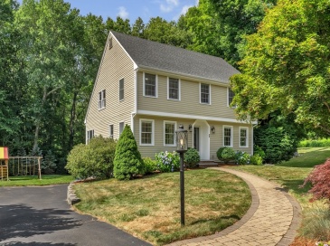 59 Trayer Rd, Canton, Massachusetts, 4 Bedrooms Bedrooms, 8 Rooms Rooms,3.5 BathroomsBathrooms,Residential,For Sale,Trayer Rd,73550668 59 Trayer Rd, Canton, Massachusetts, 4 Bedrooms Bedrooms, 8 Rooms Rooms,3.5 BathroomsBathrooms,Residential,For Sale,Trayer Rd,73550668