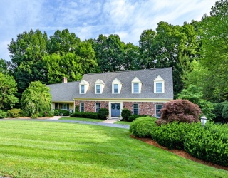 115 Williamsburg Dr, Longmeadow, Massachusetts, 4 Bedrooms Bedrooms, 8 Rooms Rooms,4 BathroomsBathrooms,Residential,For Sale,Williamsburg Dr,73550675