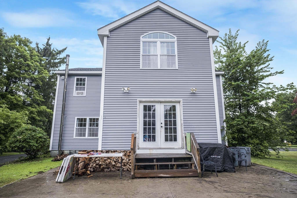 475 Somers, East Longmeadow, Massachusetts, 6 Bedrooms Bedrooms, 10 Rooms Rooms,3 BathroomsBathrooms,Residential,For Sale,Somers,73550803