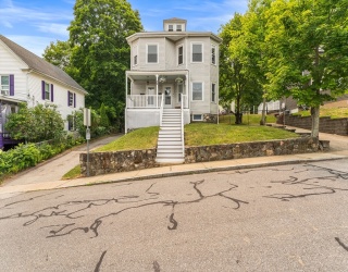 39 Orchard St, Marlborough, Massachusetts, 5 Bedrooms Bedrooms, 12 Rooms Rooms,3 BathroomsBathrooms,Residential Income,For Sale,Orchard St,73550888
