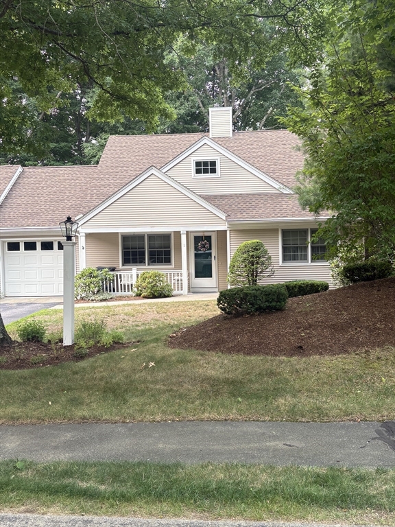 1 Ashley Dr, Shrewsbury, Massachusetts, 2 Bedrooms Bedrooms, 5 Rooms Rooms,2 BathroomsBathrooms,Residential,For Sale,Ashley Dr,73550961