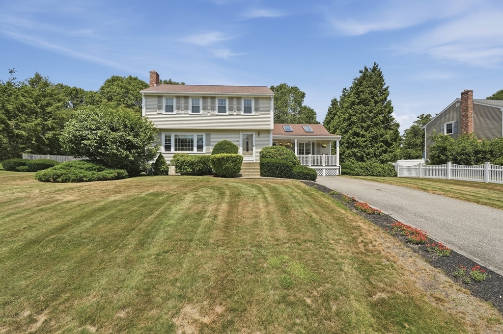 16 Pimental Way, Plymouth, Massachusetts, 4 Bedrooms Bedrooms, 8 Rooms Rooms,1.5 BathroomsBathrooms,Residential,For Sale,Pimental Way,73550747