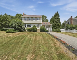 16 Pimental Way, Plymouth, Massachusetts, 4 Bedrooms Bedrooms, 8 Rooms Rooms,1.5 BathroomsBathrooms,Residential,For Sale,Pimental Way,73550747