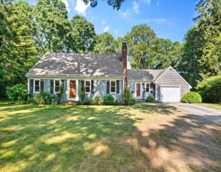 39 Coleridge Dr, Falmouth, Massachusetts, 4 Bedrooms Bedrooms, 6 Rooms Rooms,2 BathroomsBathrooms,Residential,For Sale,Coleridge Dr,73550762