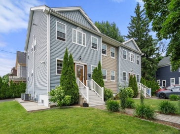 104 Crescent, Waltham, Massachusetts, 3 Bedrooms Bedrooms, 8 Rooms Rooms,2.5 BathroomsBathrooms,Residential Lease,For Rent,Crescent,73550764