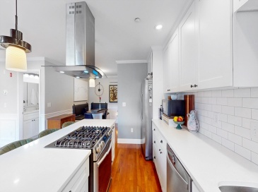 7 Mount Hope, Providence, Rhode Island, 2 Bedrooms Bedrooms, 5 Rooms Rooms,1 BathroomBathrooms,Residential,For Sale,Mount Hope,73550494