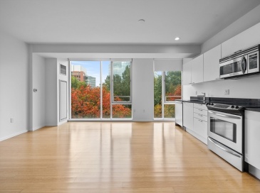 2 Earhart St, Cambridge, Massachusetts, 1 Bedroom Bedrooms, 2 Rooms Rooms,1 BathroomBathrooms,Residential Lease,For Rent,Earhart St,73520704