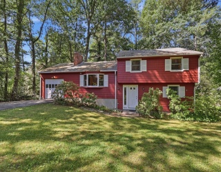 9 Keith Road, Wayland, Massachusetts, 3 Bedrooms Bedrooms, 8 Rooms Rooms,1.5 BathroomsBathrooms,Residential,For Sale,Keith Road,73533974
