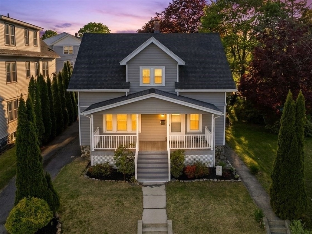 22 Frank St, Worcester, Massachusetts, 3 Bedrooms Bedrooms, 6 Rooms Rooms,2 BathroomsBathrooms,Residential,For Sale,Frank St,73514146