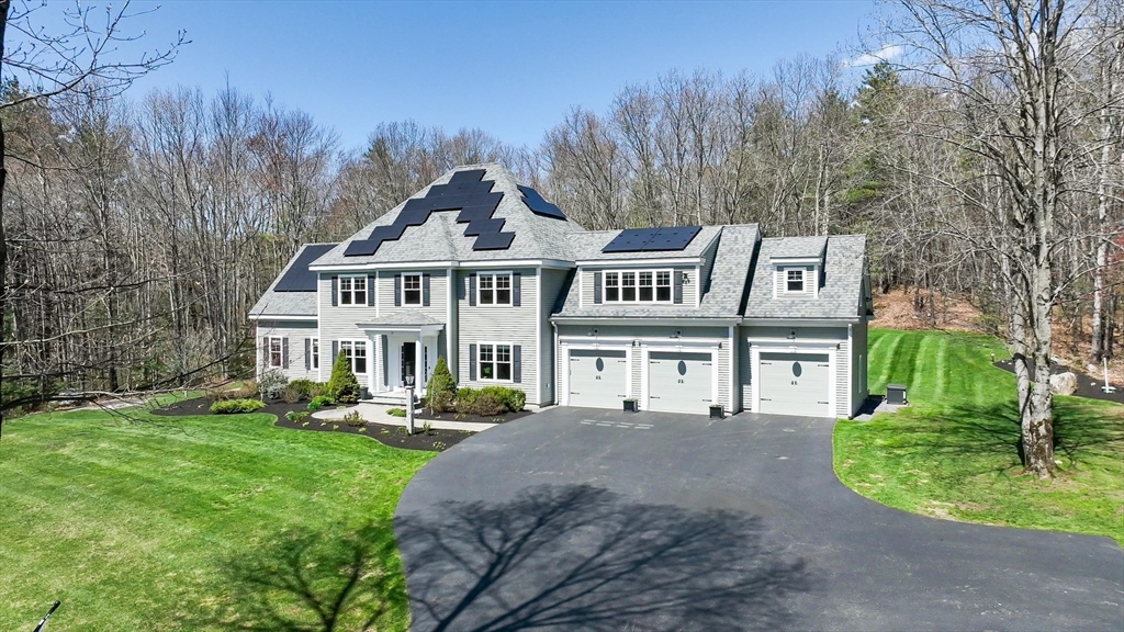 15 Hubbard Ln, Bolton, Massachusetts, 4 Bedrooms Bedrooms, 10 Rooms Rooms,4.5 BathroomsBathrooms,Residential,For Sale,Hubbard Ln,73509340