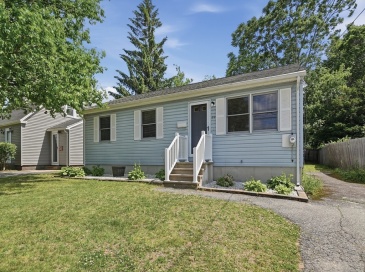 29 Rosella Street, Springfield, Massachusetts, 3 Bedrooms Bedrooms, 5 Rooms Rooms,1 BathroomBathrooms,Residential,For Sale,Rosella Street,73535215