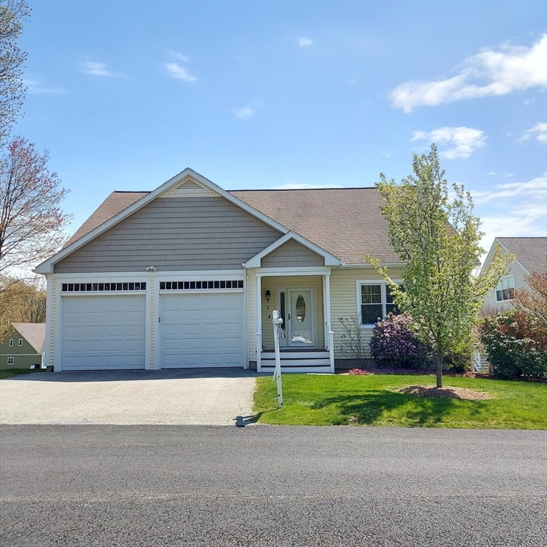 1 Victoria Drive, Leicester, Massachusetts, 2 Bedrooms Bedrooms, 9 Rooms Rooms,3 BathroomsBathrooms,Residential,For Sale,Victoria Drive,73498601