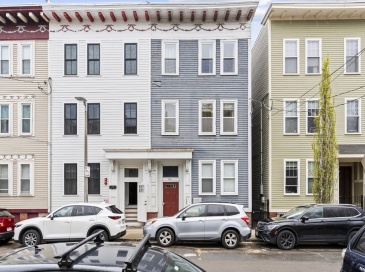 181 W 5th St, Boston, Massachusetts, 3 Bedrooms Bedrooms, 5 Rooms Rooms,1 BathroomBathrooms,Residential,For Sale,W 5th St,73517051