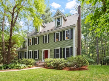 8 Whitney Ln, Boxborough, Massachusetts, 4 Bedrooms Bedrooms, 10 Rooms Rooms,2.5 BathroomsBathrooms,Residential,For Sale,Whitney Ln,73537131