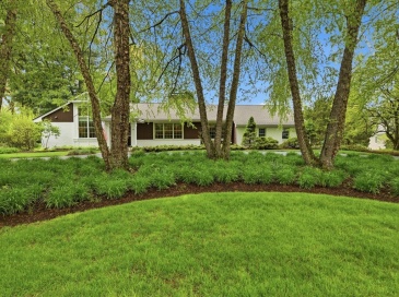 64 Prynnwood Road, Longmeadow, Massachusetts, 3 Bedrooms Bedrooms, 8 Rooms Rooms,3 BathroomsBathrooms,Residential,For Sale,Prynnwood Road,73518927