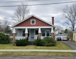 10 Worcester Ave, Montague, Massachusetts, 2 Bedrooms Bedrooms, 5 Rooms Rooms,1 BathroomBathrooms,Residential,For Sale,Worcester Ave,73498567
