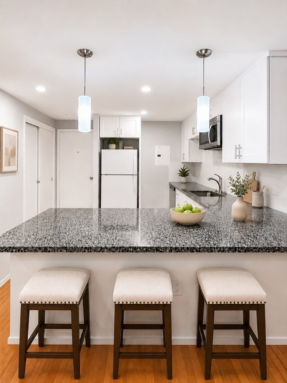 121 Tremont St, Boston, Massachusetts, 1 Bedroom Bedrooms, 2 Rooms Rooms,1 BathroomBathrooms,Residential Lease,For Rent,Tremont St,73551022