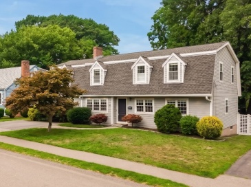 100 Kimball Rd., Dedham, Massachusetts, 4 Bedrooms Bedrooms, 9 Rooms Rooms,3.5 BathroomsBathrooms,Residential,For Sale,Kimball Rd.,73551013