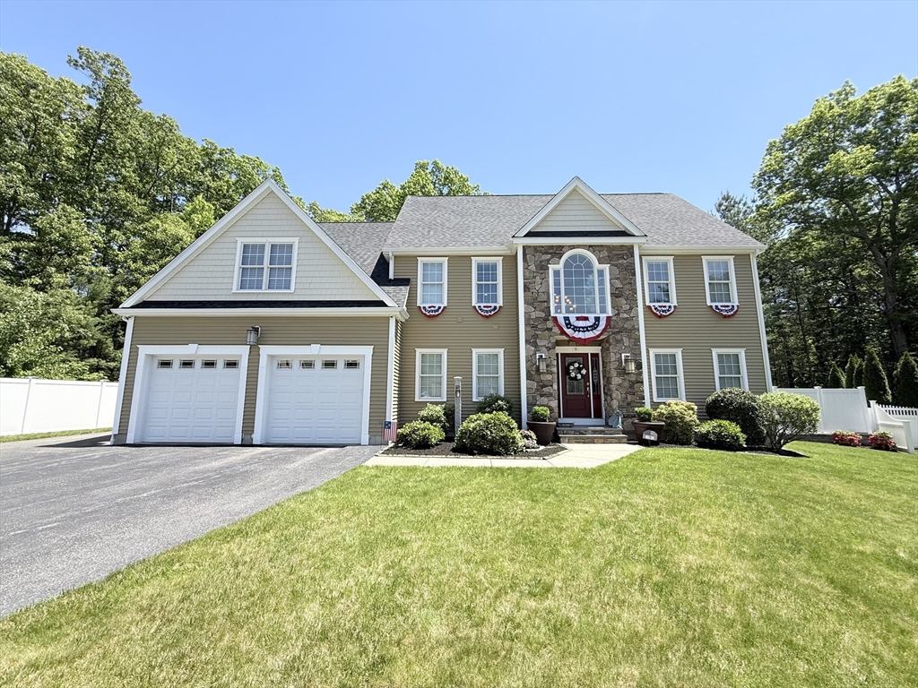 9 Peters Way, Grafton, Massachusetts, 4 Bedrooms Bedrooms, 9 Rooms Rooms,3.5 BathroomsBathrooms,Residential,For Sale,Peters Way,73525593