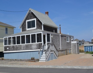 49 Lighthouse Rd, Scituate, Massachusetts, 3 Bedrooms Bedrooms, 5 Rooms Rooms,1 BathroomBathrooms,Residential Lease,For Rent,Lighthouse Rd,73551053