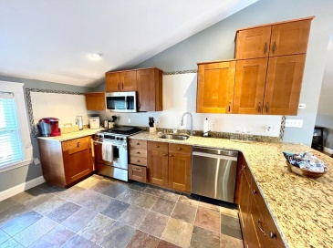 247-2 Savin Hill Ave, Boston, Massachusetts, 1 Bedroom Bedrooms, 3 Rooms Rooms,1 BathroomBathrooms,Residential Lease,For Rent,Savin Hill Ave,73550970 247-2 Savin Hill Ave, Boston, Massachusetts, 1 Bedroom Bedrooms, 3 Rooms Rooms,1 BathroomBathrooms,Residential Lease,For Rent,Savin Hill Ave,73550970