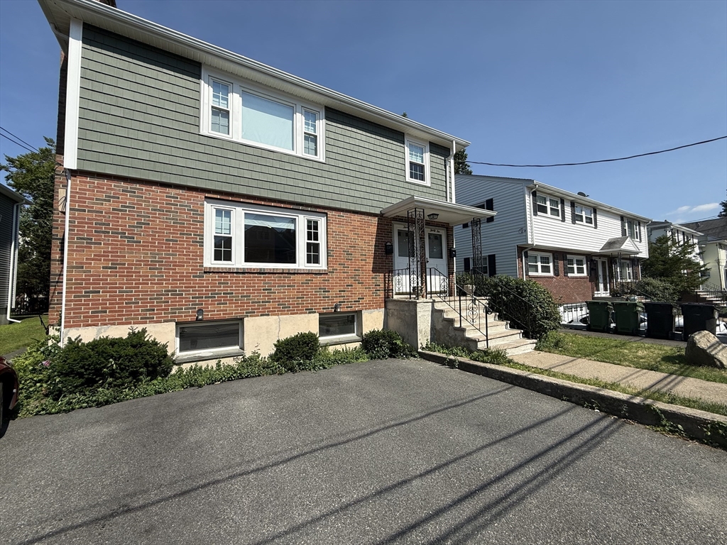 30 Woodleigh Road, Watertown, Massachusetts, 3 Bedrooms Bedrooms, 6 Rooms Rooms,1.5 BathroomsBathrooms,Residential Lease,For Rent,Woodleigh Road,73550976