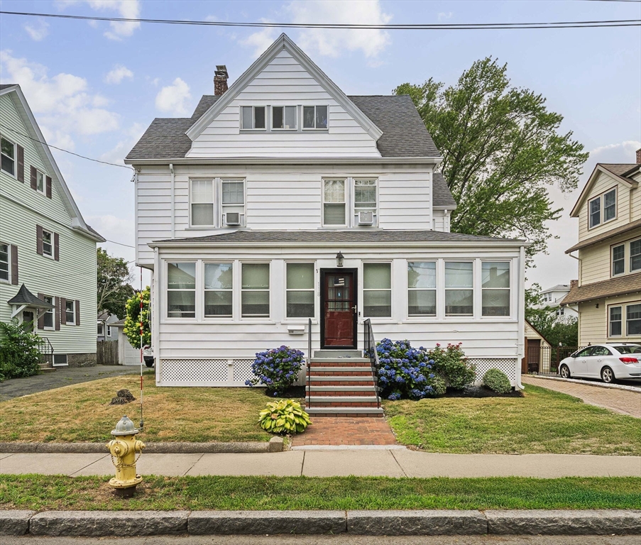118 E Elm Ave, Quincy, Massachusetts, 4 Bedrooms Bedrooms, 8 Rooms Rooms,2 BathroomsBathrooms,Residential,For Sale,E Elm Ave,73551103