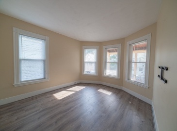 21 Granville Ave, Malden, Massachusetts, 2 Bedrooms Bedrooms, 6 Rooms Rooms,1 BathroomBathrooms,Residential Lease,For Rent,Granville Ave,73551244 21 Granville Ave, Malden, Massachusetts, 2 Bedrooms Bedrooms, 6 Rooms Rooms,1 BathroomBathrooms,Residential Lease,For Rent,Granville Ave,73551244