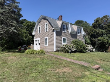210 Court St, Plymouth, Massachusetts, 4 Bedrooms Bedrooms, 8 Rooms Rooms,2 BathroomsBathrooms,Residential Income,For Sale,Court St,73551185 210 Court St, Plymouth, Massachusetts, 4 Bedrooms Bedrooms, 8 Rooms Rooms,2 BathroomsBathrooms,Residential Income,For Sale,Court St,73551185