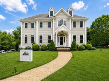 3 Great Acres Dr, Hanover, Massachusetts, 5 Bedrooms Bedrooms, 12 Rooms Rooms,5 BathroomsBathrooms,Residential,For Sale,Great Acres Dr,73551196