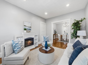 33 Rosemont, Boston, Massachusetts, 2 Bedrooms Bedrooms, 5 Rooms Rooms,1 BathroomBathrooms,Residential Lease,For Rent,Rosemont,73551111