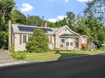 30 Baldwinville Rd, Phillipston, Massachusetts, 3 Bedrooms Bedrooms, 6 Rooms Rooms,1 BathroomBathrooms,Residential,For Sale,Baldwinville Rd,73551283 30 Baldwinville Rd, Phillipston, Massachusetts, 3 Bedrooms Bedrooms, 6 Rooms Rooms,1 BathroomBathrooms,Residential,For Sale,Baldwinville Rd,73551283