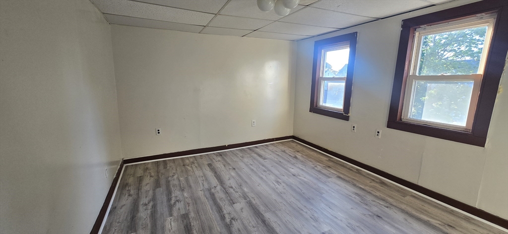 51 Cutler St, Worcester, Massachusetts, 2 Bedrooms Bedrooms, 4 Rooms Rooms,1 BathroomBathrooms,Residential Lease,For Rent,Cutler St,73551289