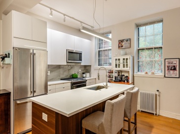 4 Kilsyth Terrace, Boston, Massachusetts, 1 Bedroom Bedrooms, 3 Rooms Rooms,1 BathroomBathrooms,Residential,For Sale,Kilsyth Terrace,73551296 4 Kilsyth Terrace, Boston, Massachusetts, 1 Bedroom Bedrooms, 3 Rooms Rooms,1 BathroomBathrooms,Residential,For Sale,Kilsyth Terrace,73551296