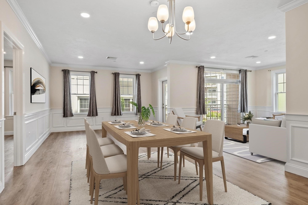 320 Middlesex Avenue, Medford, Massachusetts, 2 Bedrooms Bedrooms, 6 Rooms Rooms,2 BathroomsBathrooms,Residential,For Sale,Middlesex Avenue,73551314